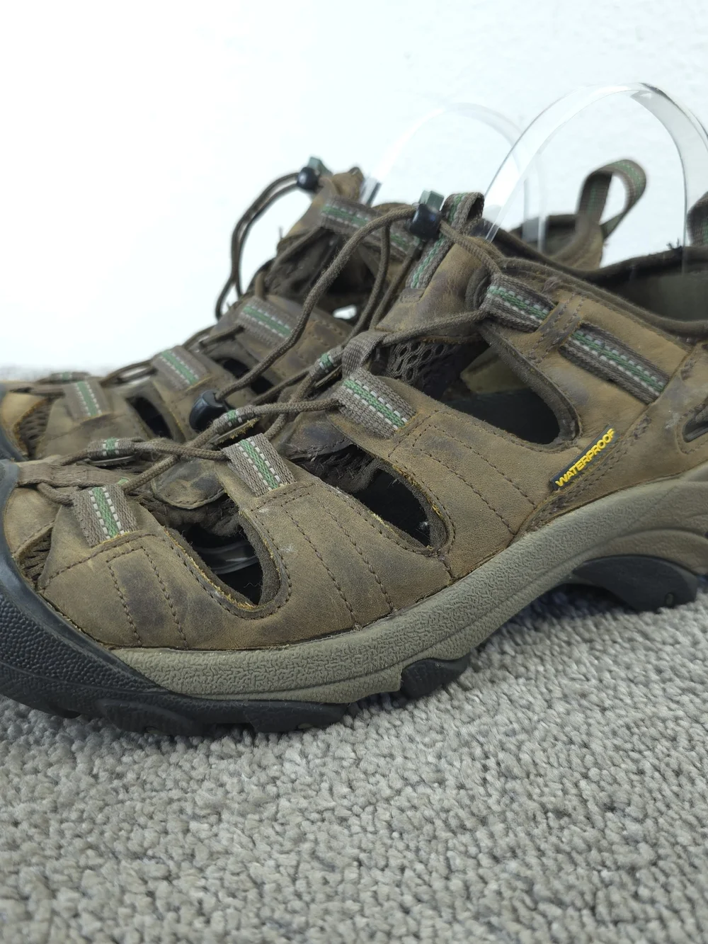 KEEN Arroyo II Waterproof Hiking Sandals Mens Size 9 Shoes Leather Brown